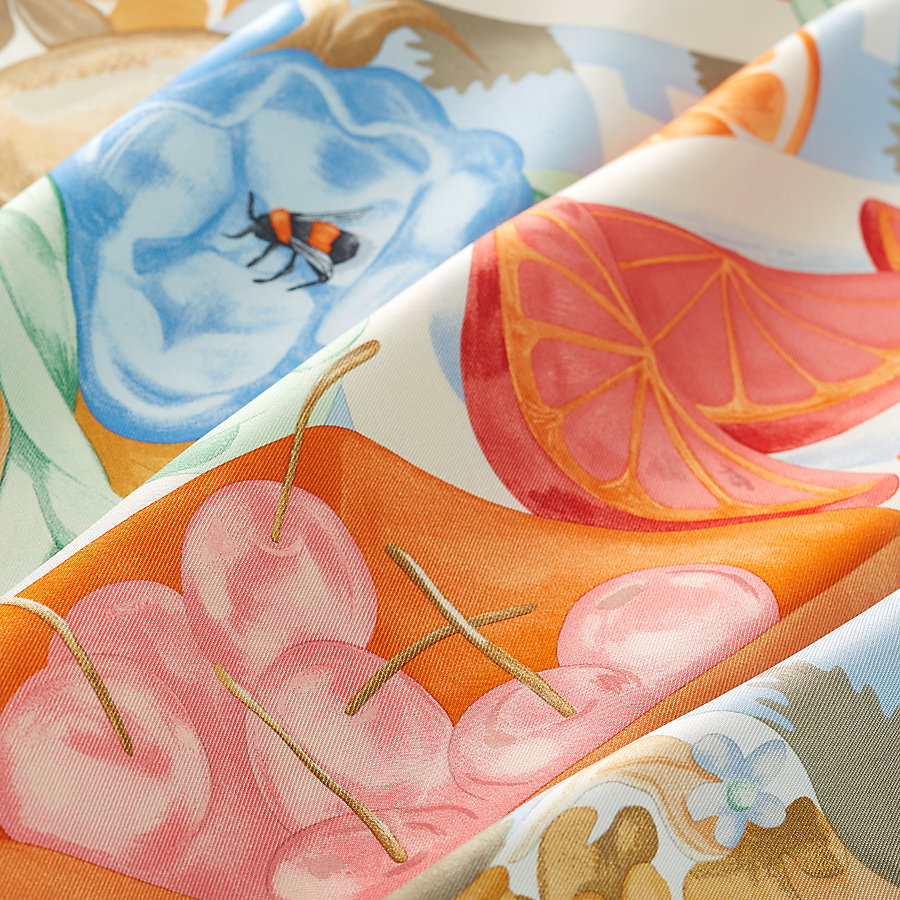 Un Carre sur l'Herbe scarf 90 | Hermès Mainland China